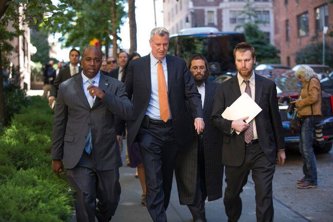 דה בלאזיו ומקורביו בניו יורק