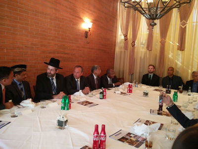 הגר"ד לאו לאימאם: "אינטרסנטים מסלפים עובדות ביחס להר הבית וגורמים לטרור"