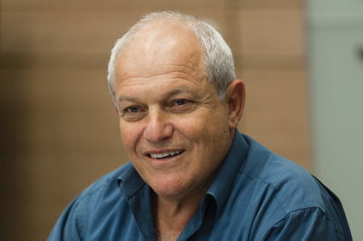 חיים כץ: להכיר במאבטחים כעבודה מעודפת