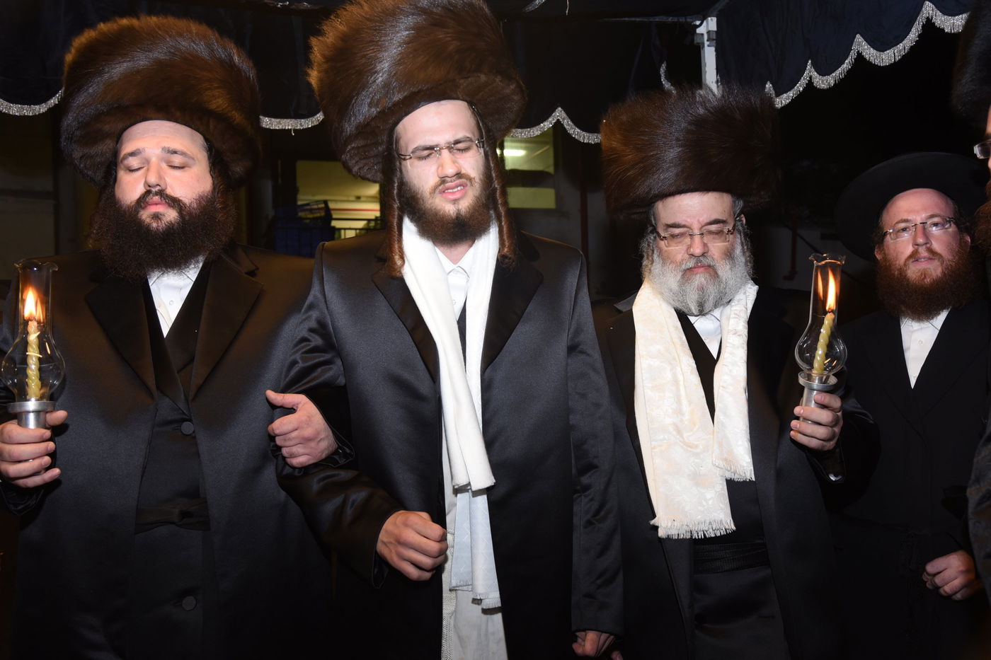 גלריה: חתונת בתו של הרב מרדכי בריסק