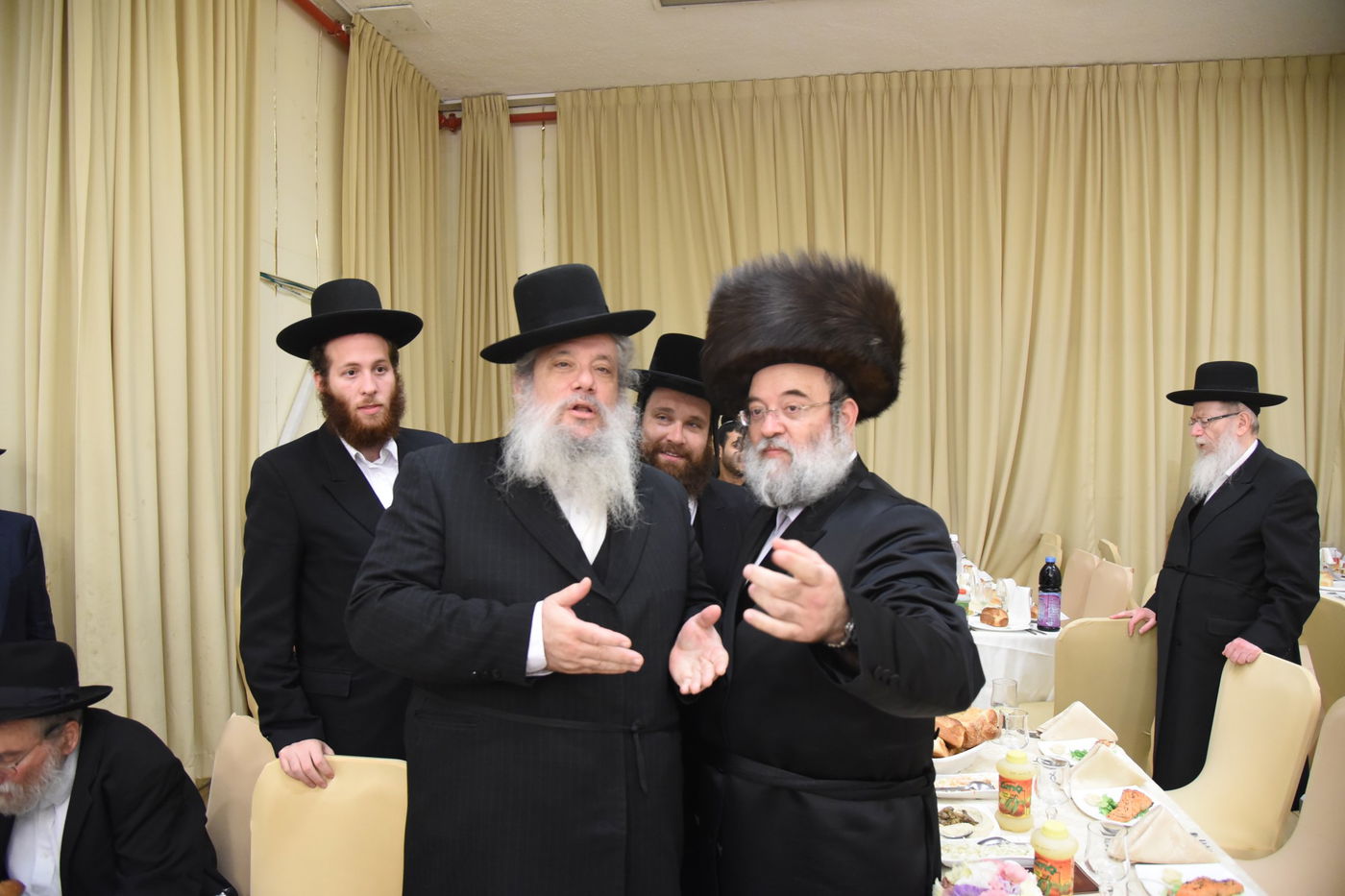 גלריה: חתונת בתו של הרב מרדכי בריסק