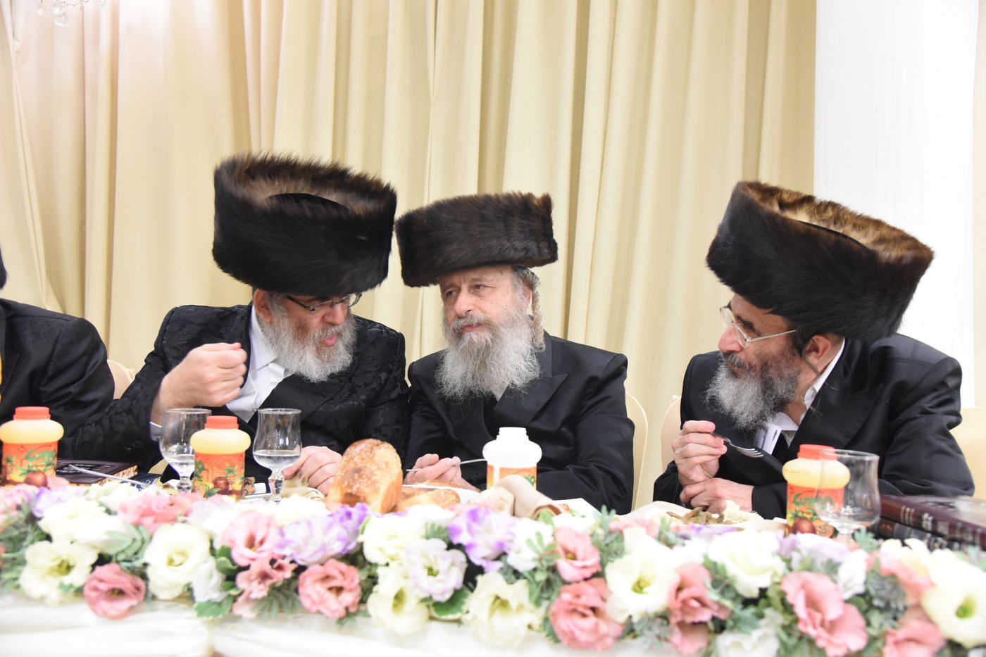 גלריה: חתונת בתו של הרב מרדכי בריסק