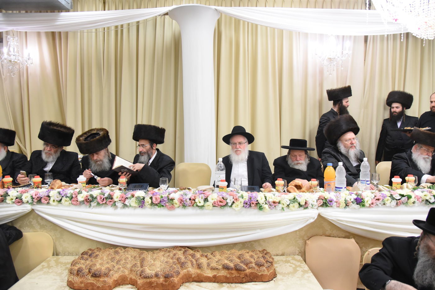 גלריה: חתונת בתו של הרב מרדכי בריסק