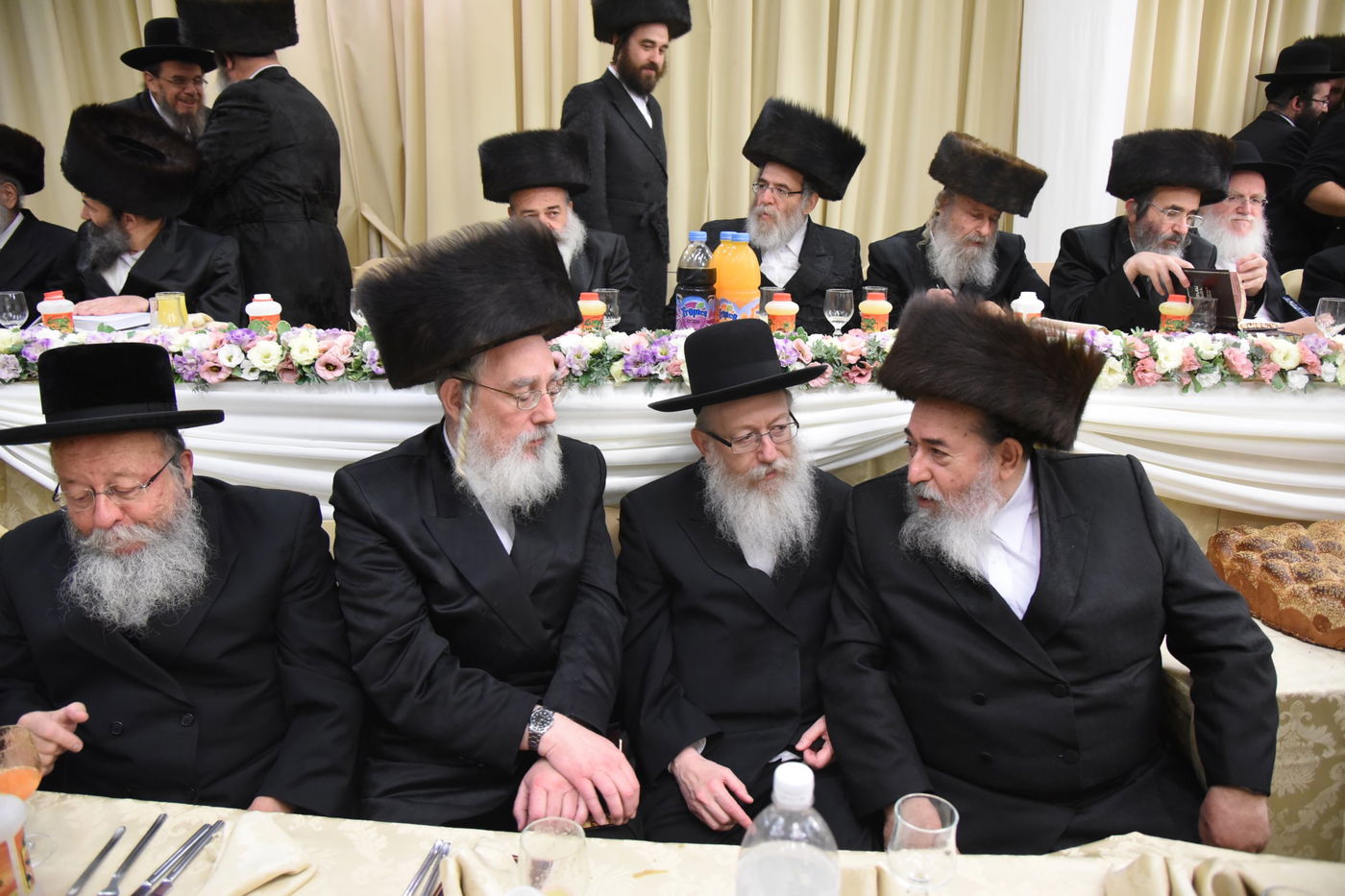 גלריה: חתונת בתו של הרב מרדכי בריסק