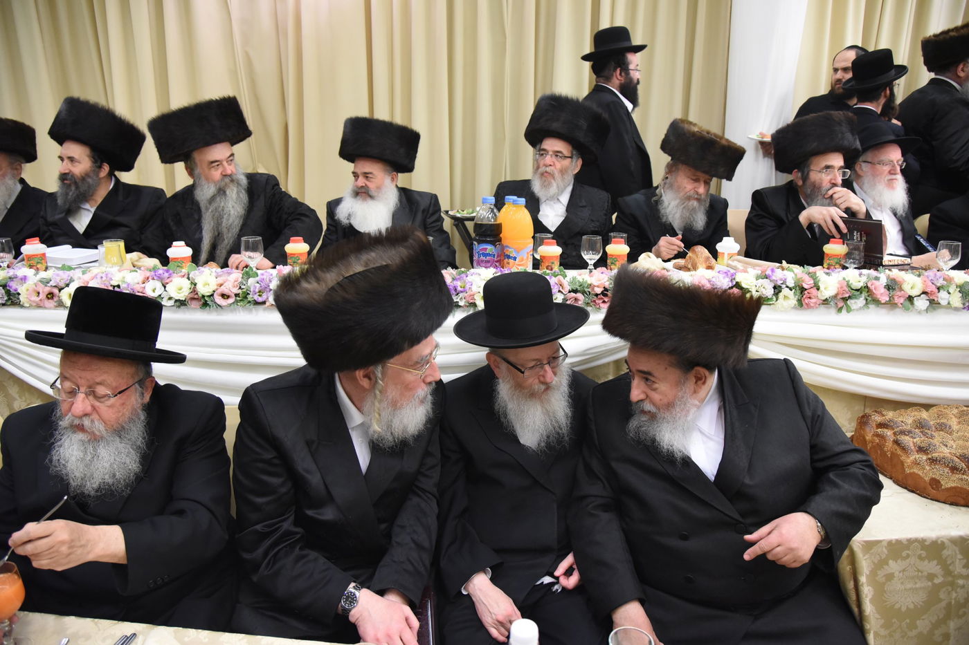 גלריה: חתונת בתו של הרב מרדכי בריסק