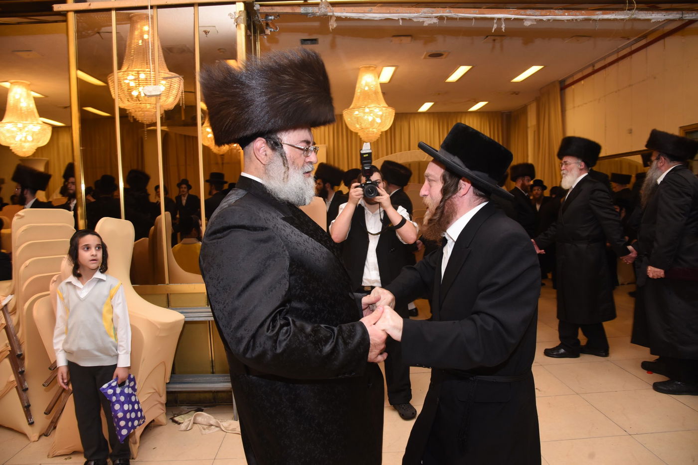 גלריה: חתונת בתו של הרב מרדכי בריסק