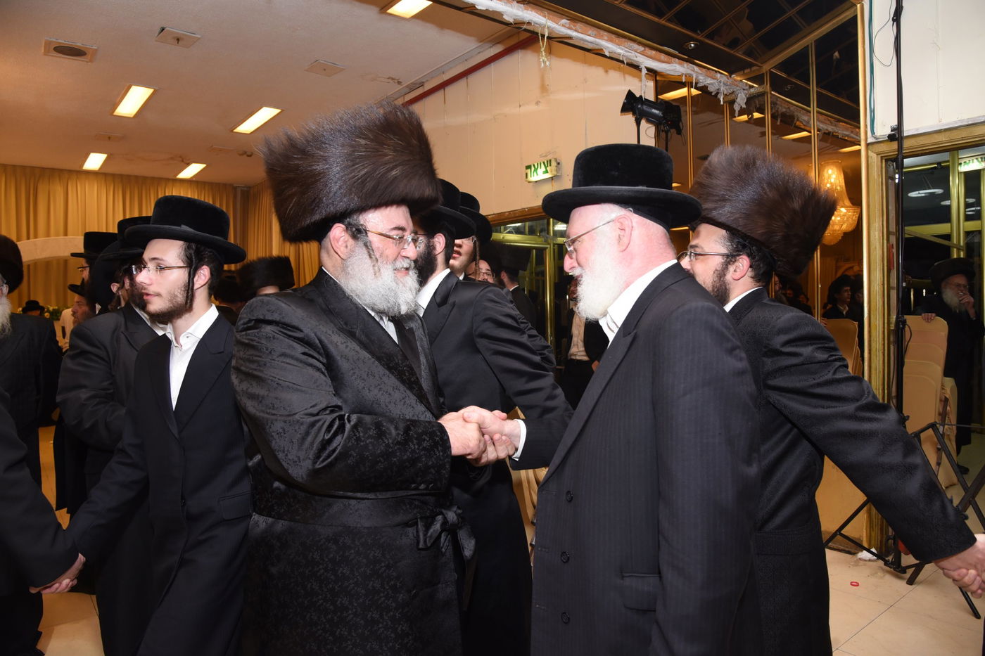 גלריה: חתונת בתו של הרב מרדכי בריסק