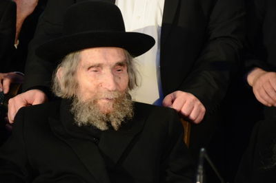 מרן הגראי"ל: 'להתחזק באמונה וביטחון בקב"ה ולא בבשר ודם'