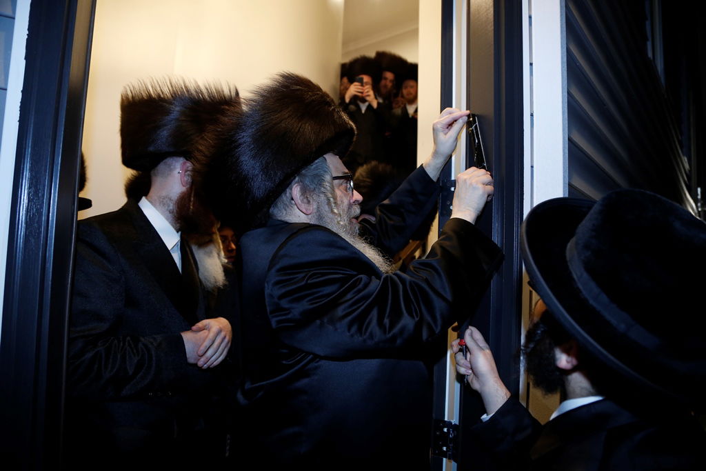 סאטמר: דינר וחנוכת הבית לביתו של הנגיד ר' משה יצחק לנדא • גלריה