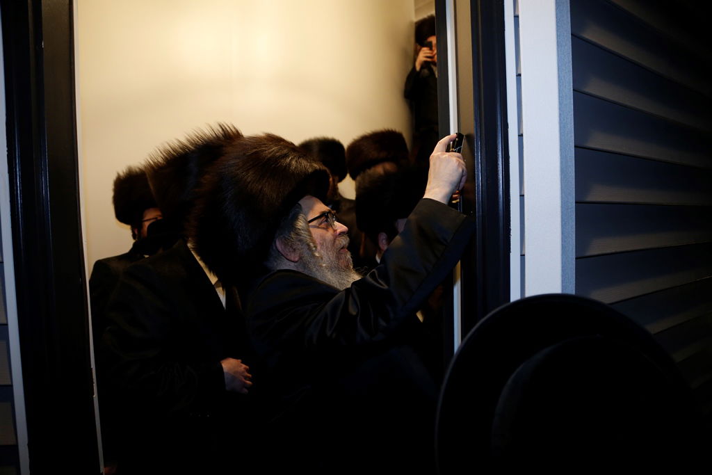 סאטמר: דינר וחנוכת הבית לביתו של הנגיד ר' משה יצחק לנדא • גלריה