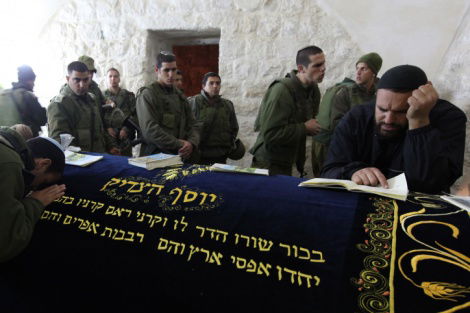 בית המשפט הרחיק מקבר יוסף שישה צעירים שנכנסו ללא אישור