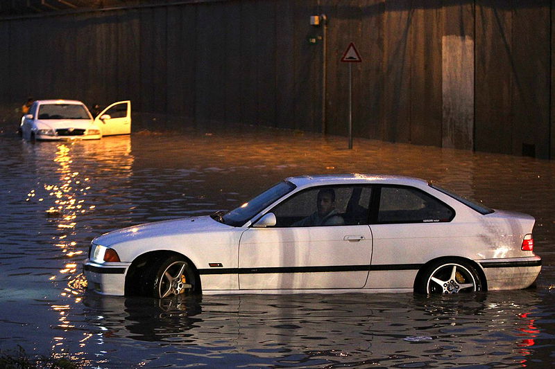 אחרי האובך: הגשם חזר והציף את ירושלים; השיא - מחר