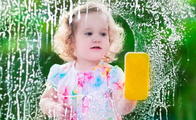 שמונה טיפים: כך תגרמו לילדים לעזור בבית