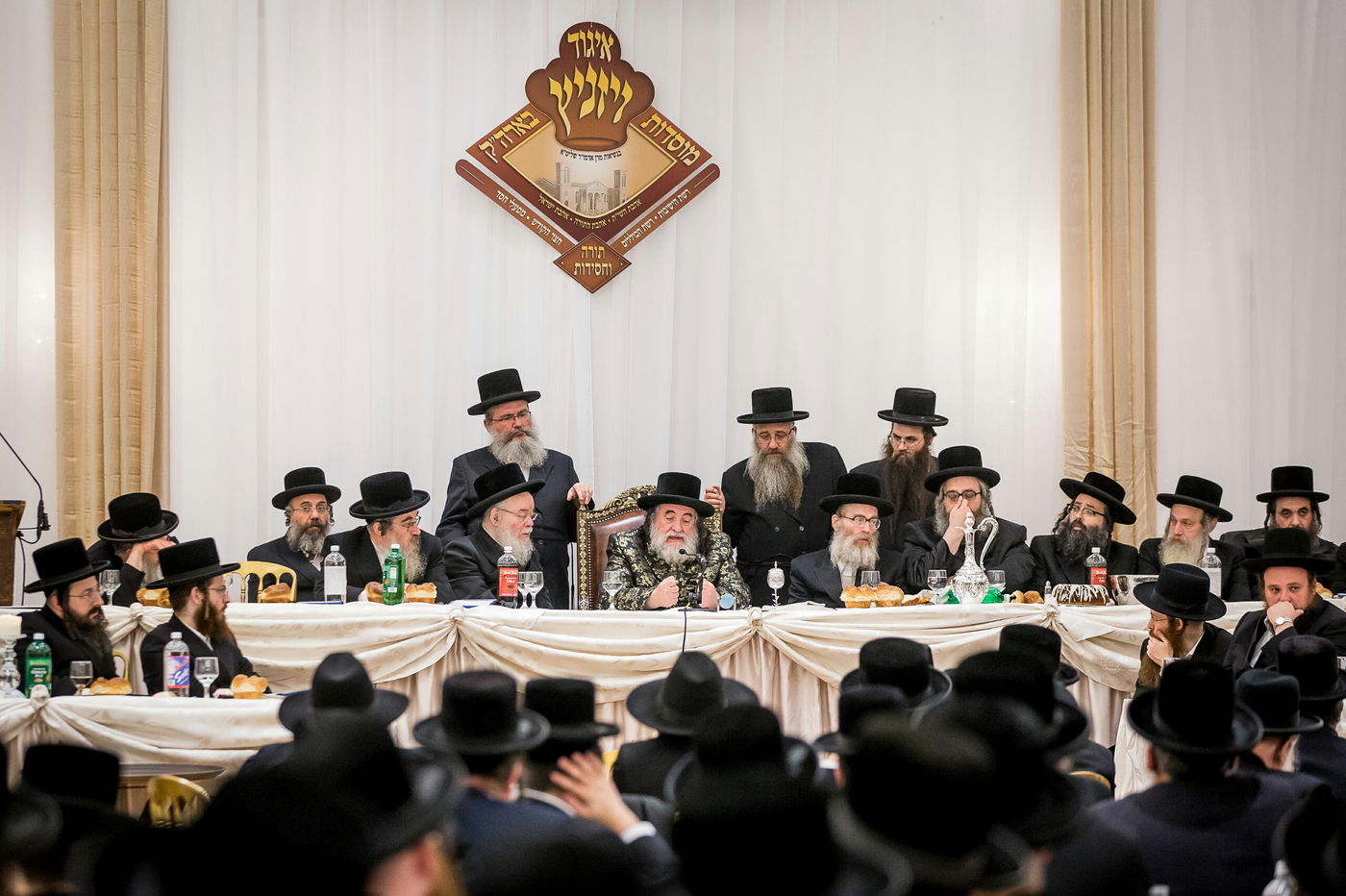 גלריה: דינר עם האדמו"ר מויז'ניץ בבורו פארק