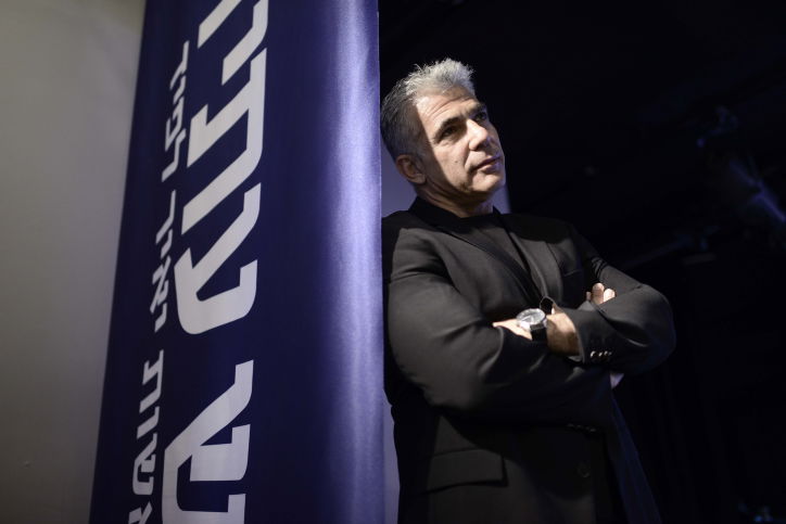 יאיר לפיד. ארכיון