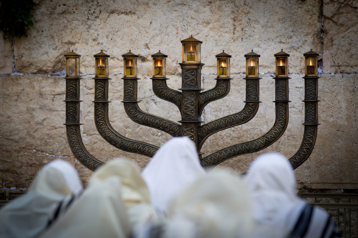 נשות הכותל לפוליטיקאים: "אל תשתתפו בהדלקת נרות בכותל"