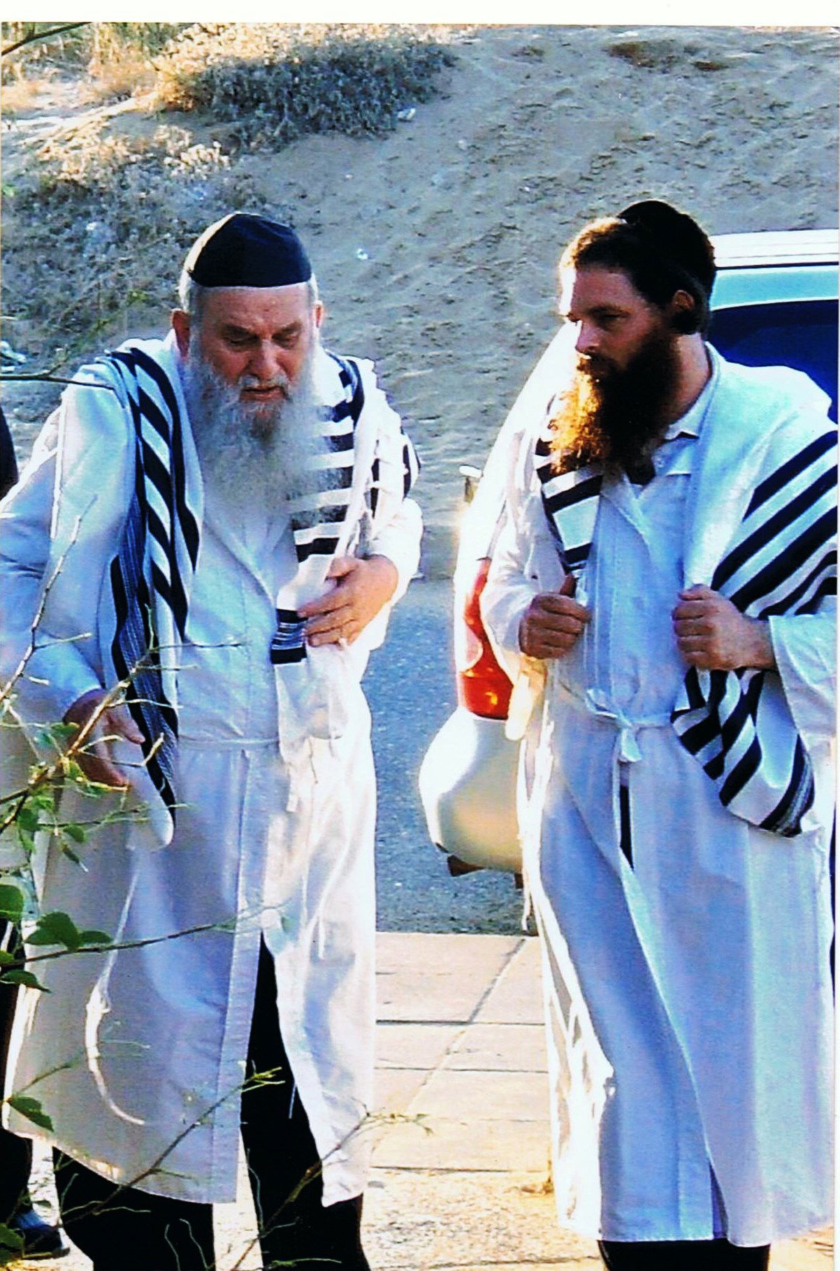 צפו בגלריה: מראות מחייו של הגאון הרב דב צבי קרלנשטיין זצ"ל