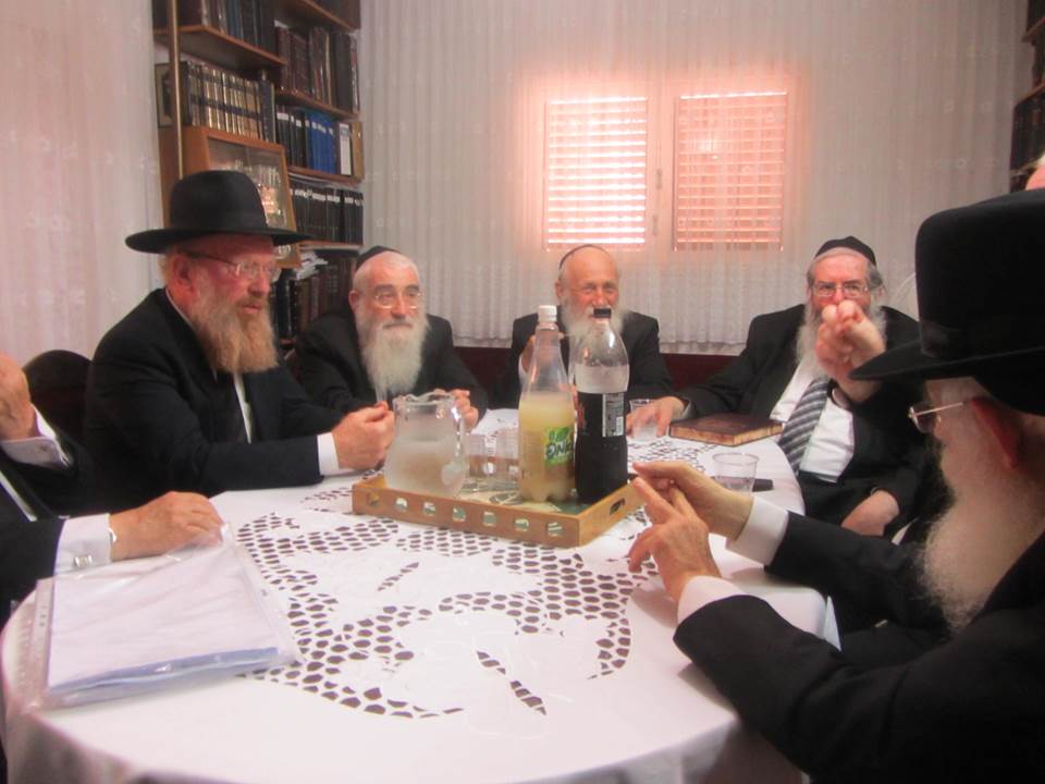 מאבק הסמינרים: המועצות יכריעו האם לפרק את המחוז החרדי