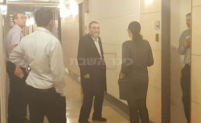 גפני ושקד, רגע לפני הפגישה