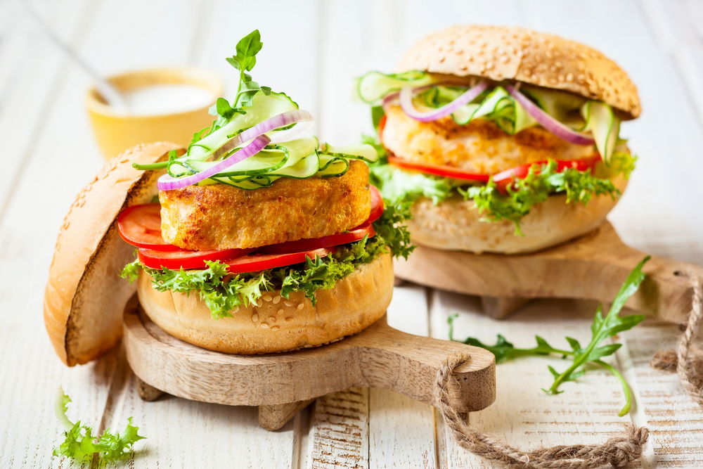 פישבורגר סלמון עסיסי. זה רק נשמע מסובך