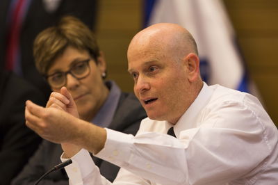 עו"ד אייל ינון