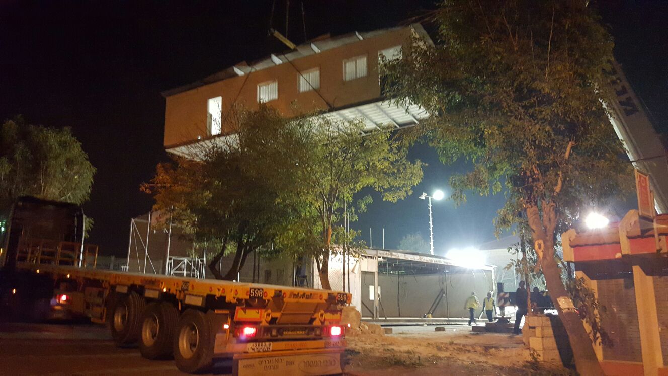 הוצב מבנה זמני לבית הכנסת "איילת השחר" בגבעת זאב