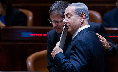 יואב קיש עם ראש המשלה. ארכיון