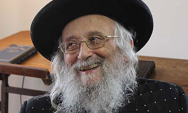 גאב"ד העדה החרדית הגרי"ט וייס