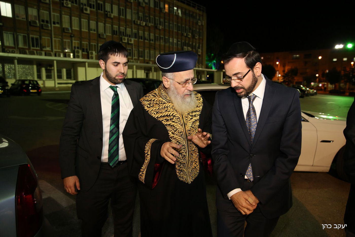 הראשל"צ הגר"י יוסף בכנס חיזוק לנשות פתח תקווה • גלריה