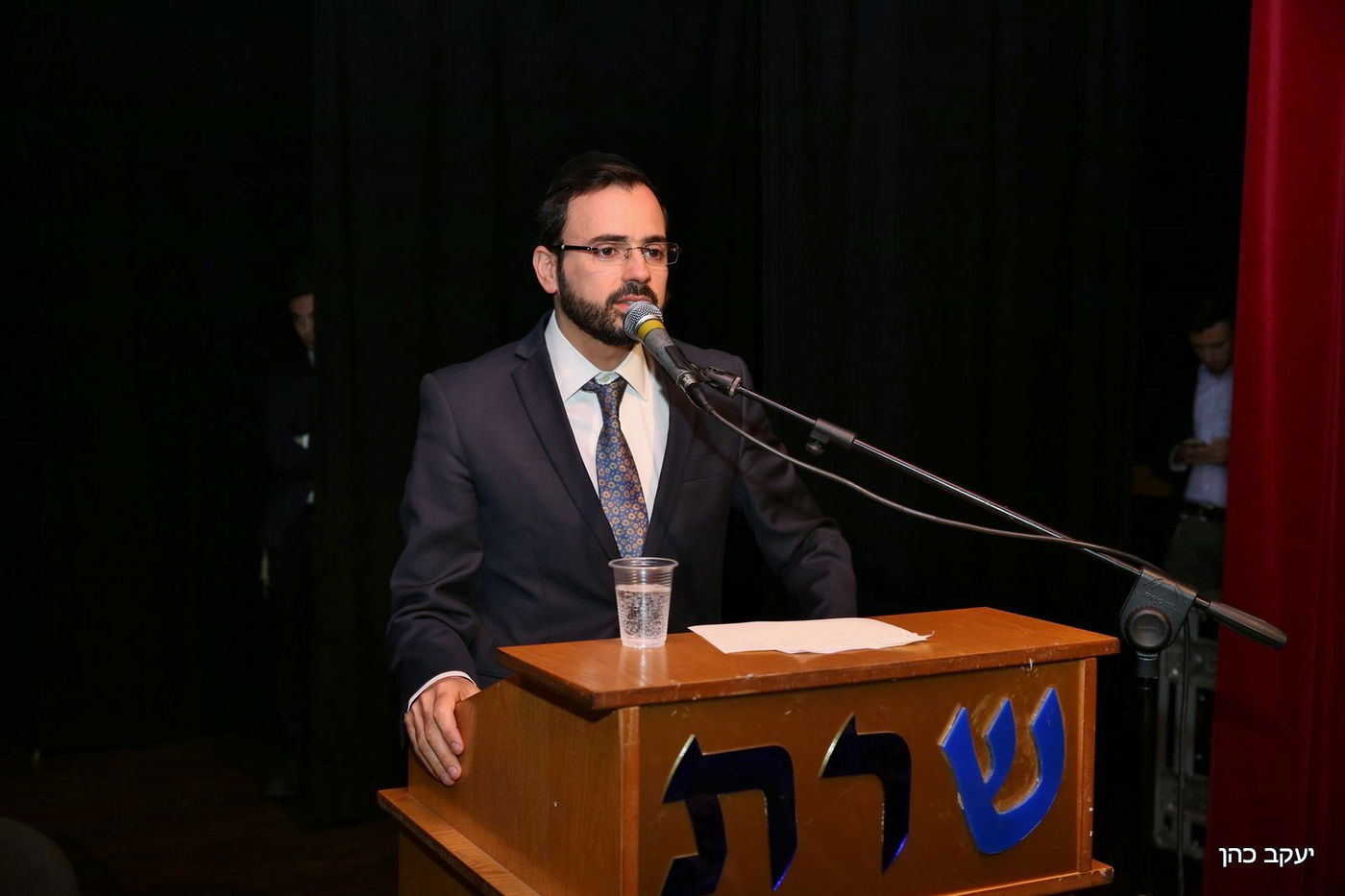 הראשל"צ הגר"י יוסף בכנס חיזוק לנשות פתח תקווה • גלריה