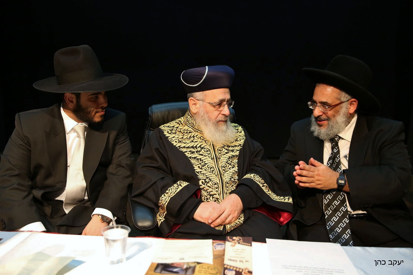 הראשל"צ הגר"י יוסף בכנס חיזוק לנשות פתח תקווה • גלריה