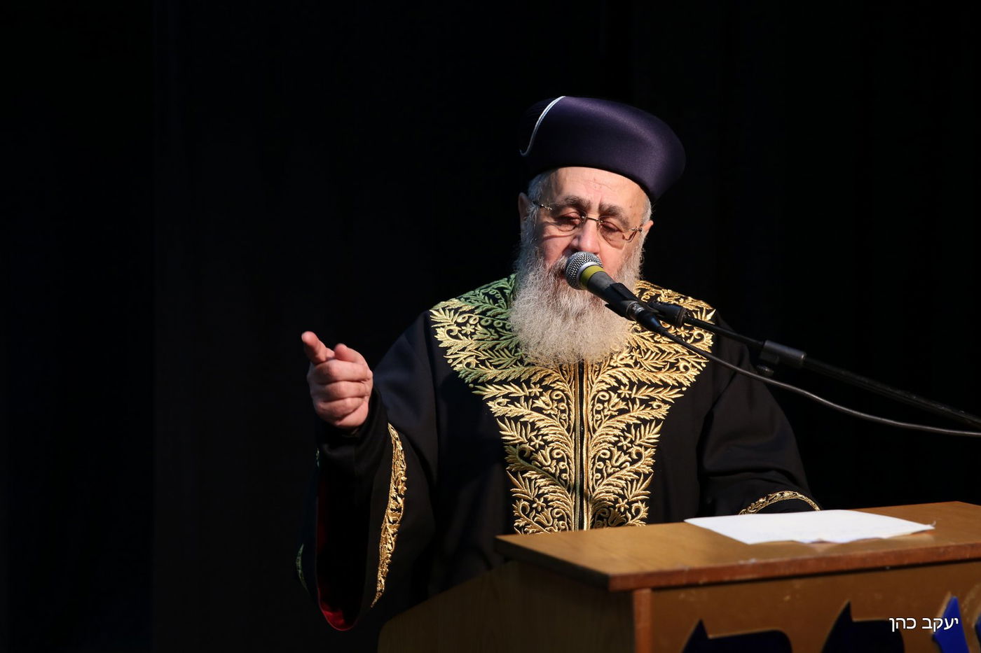 הראשל"צ הגר"י יוסף בכנס חיזוק לנשות פתח תקווה • גלריה