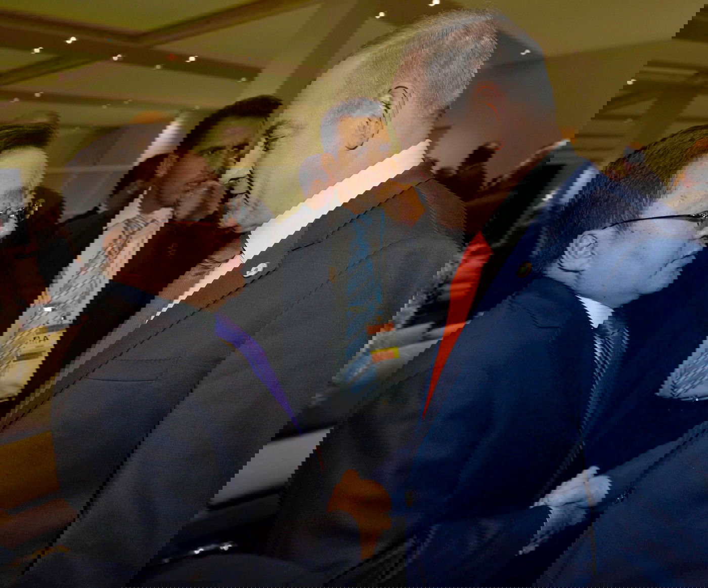 לראשונה מ-2010: נתניהו נפגש עם אבו מאזן