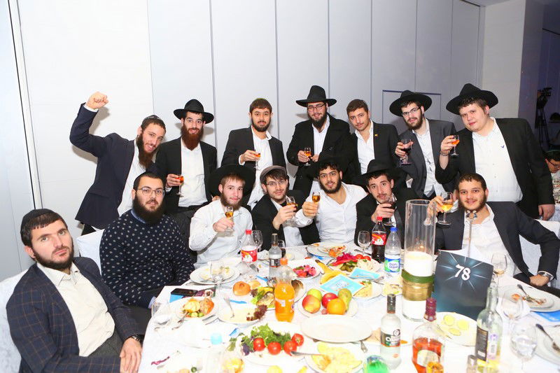 חג הגאולה במוסקבה: כ-2,000 משתתפים בחגיגה המרכזית • גלריה