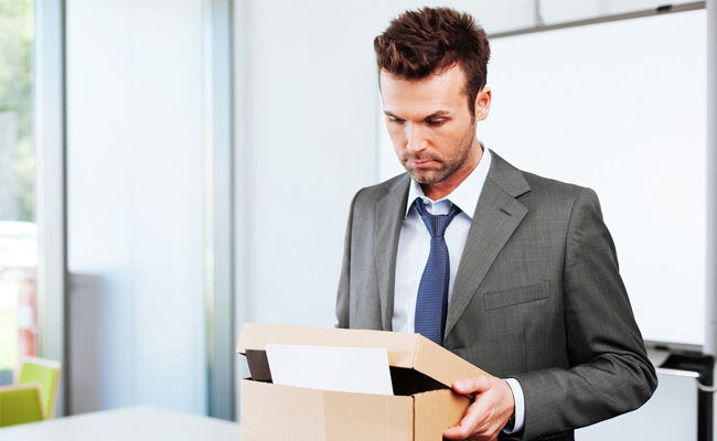 פוטר אחרי שפנה לייעוץ משפטי - המעסיקה תפצה