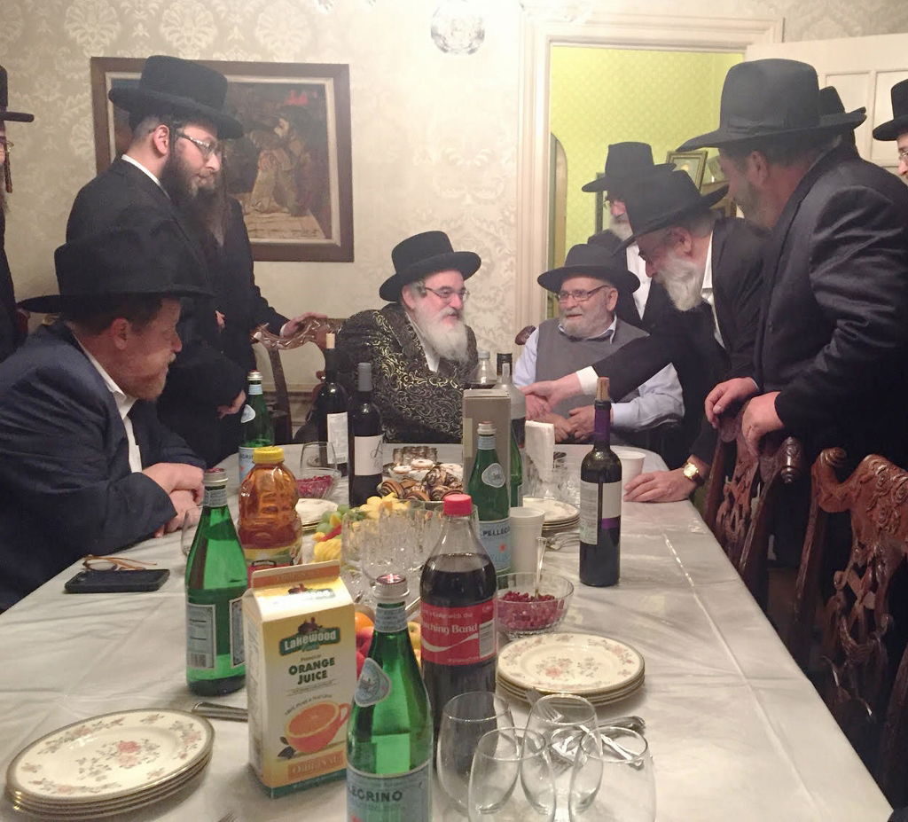 הרבי מויז'ניץ ערך מעמד הכרת הטוב לנגיד • תמונות