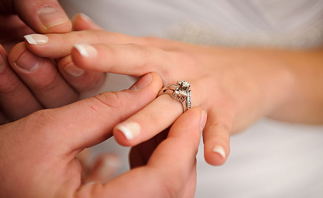 אדם ששם משפחתו "כהן" קיבל היתר להינשא לגרושה