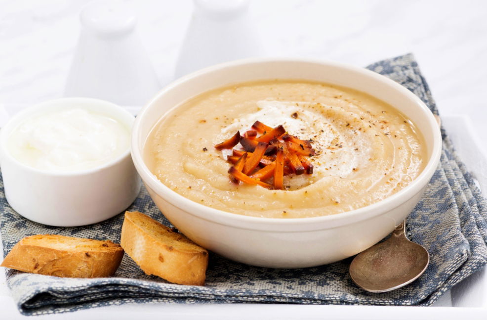 אצילי. מרק קרם חצילים סמיך