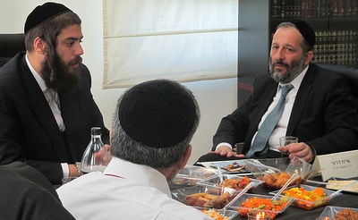 אריה דרעי ושרוליק פרוש. ארכיון