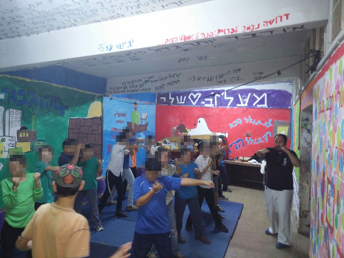 הילדים מתאמנים