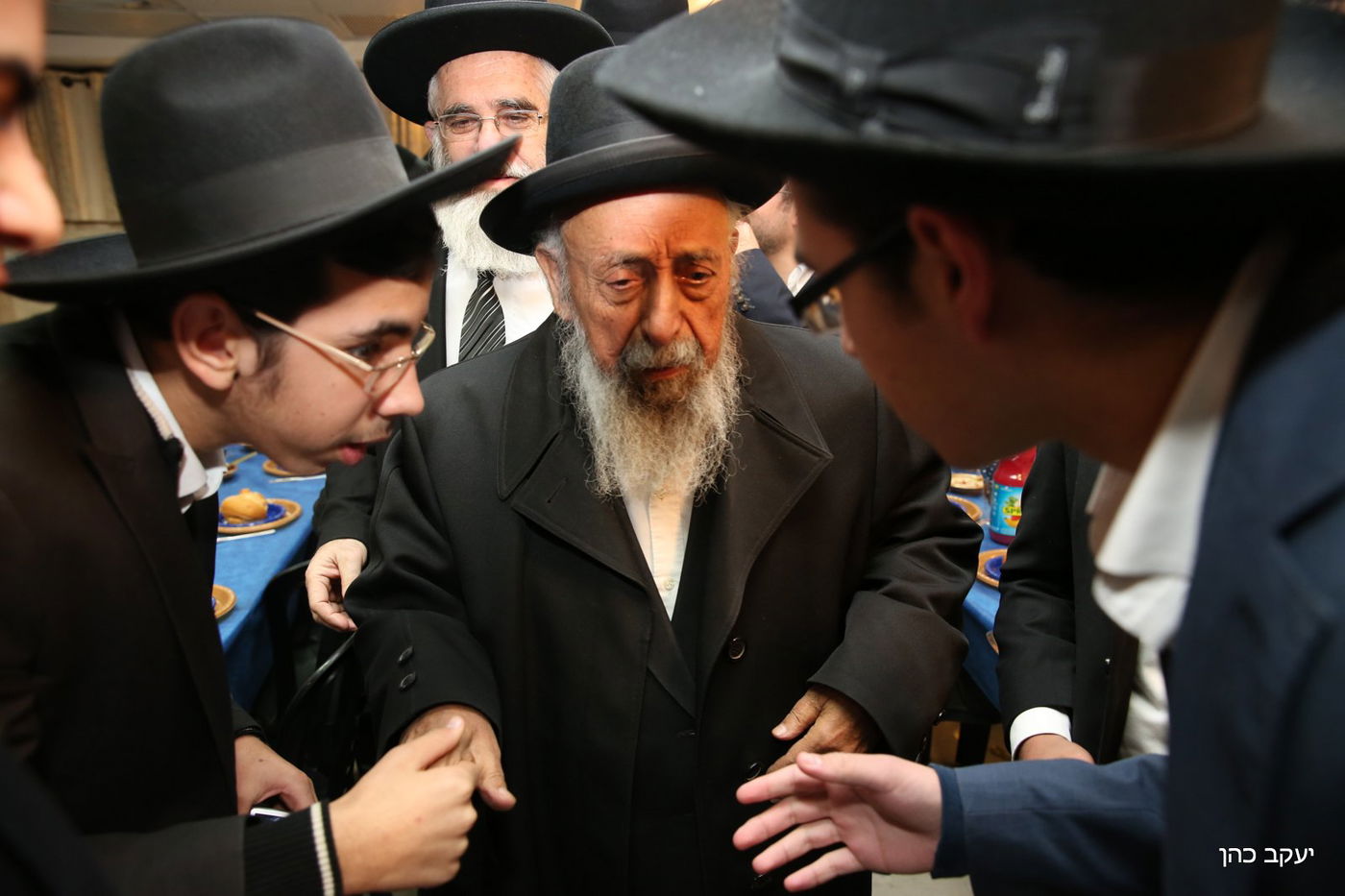 חבר המועצת הגר"ש בעדני: "אם בני הישיבות חלשים בתורה אז מצליחים לדקור"