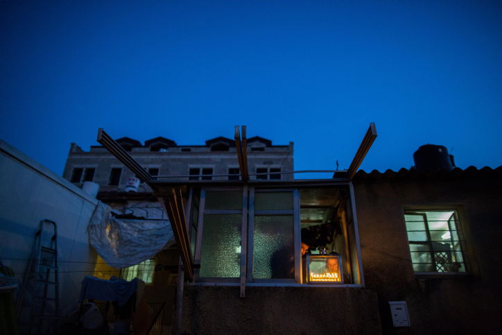 הדלקת הנר השמיני של מאה שערים • תמונות