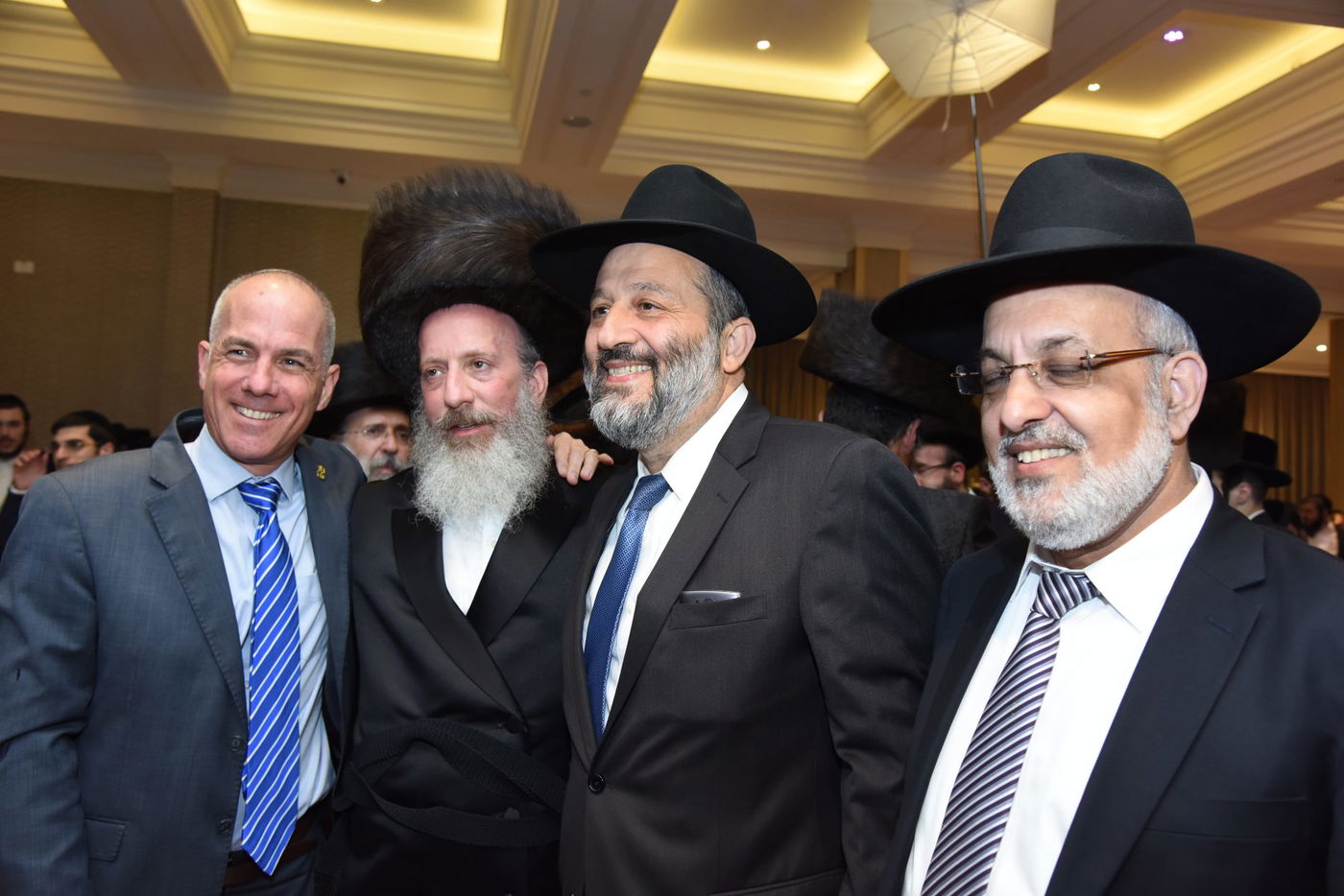 יוסי דייטש חיתן, כולם התייצבו • תיעוד ענק