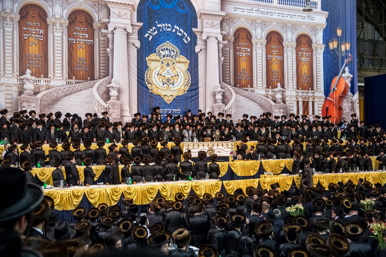 צפו בגלריית ענק: חתונת בת הזקונים של האדמו"ר מבאבוב 45