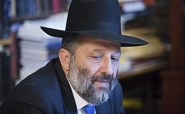 הערכה: דרעי ידרוש ויקבל את משרד הפנים