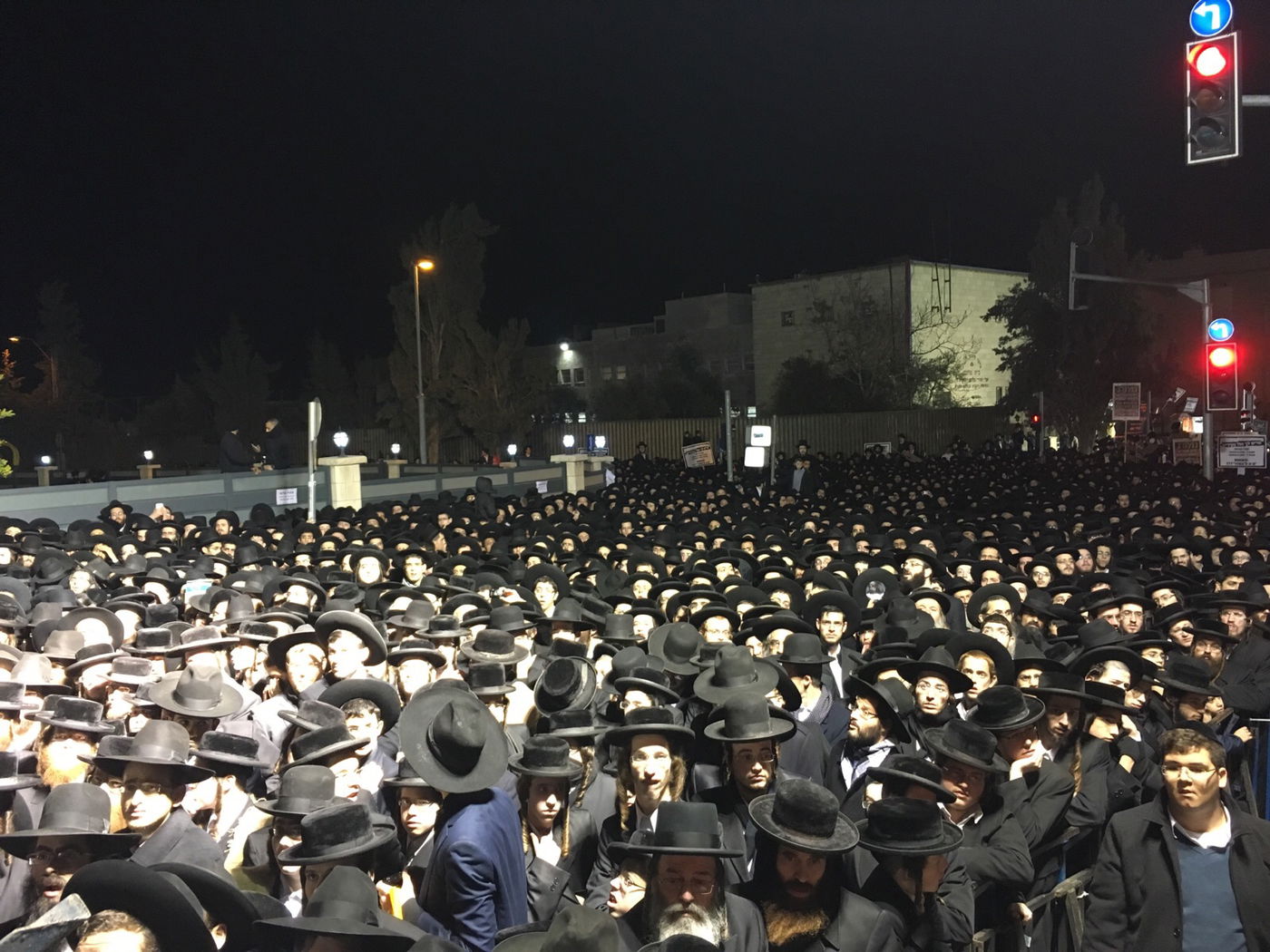 תיעוד: 'העדה' ו'הפלג' מפגינים נגד חוק הגיוס