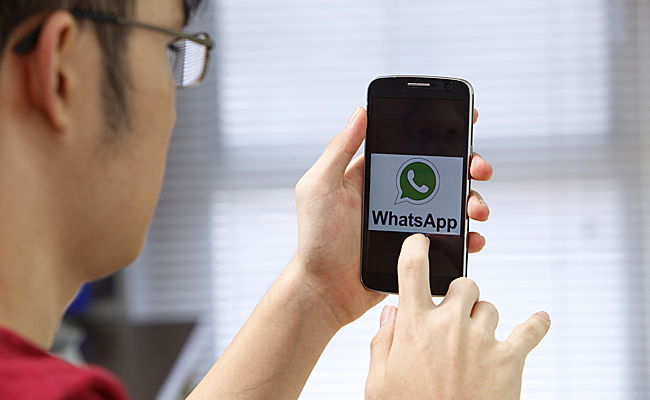 צוקרברג, תתכונן: גוגל מפתחת אפליקציה מתחרה לוואטסאפ