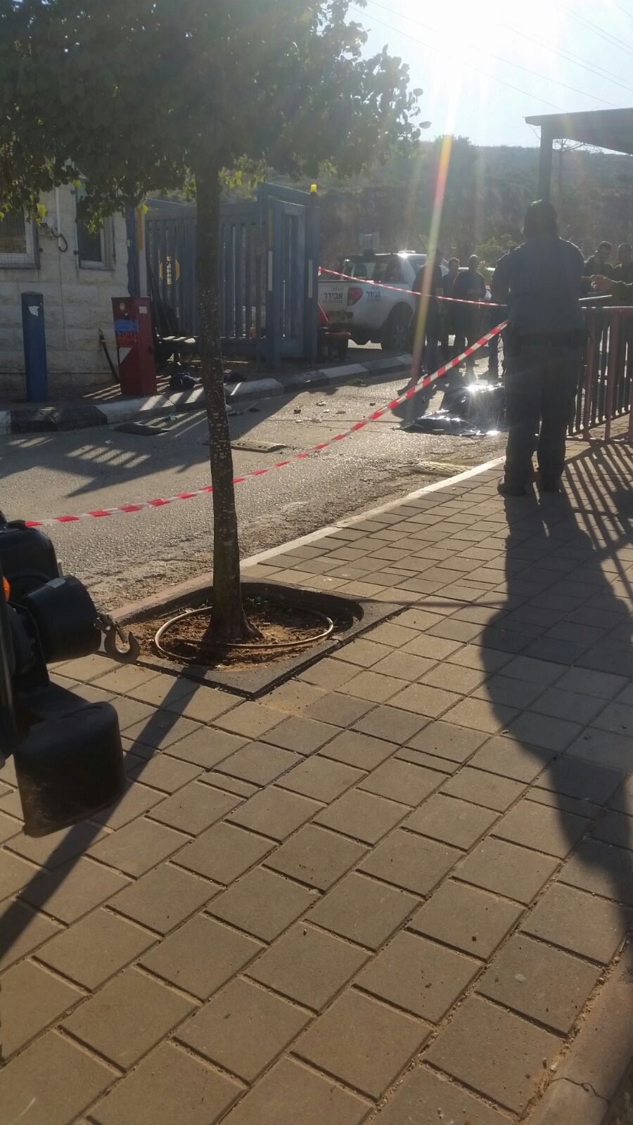 פיגוע דקירה ליד אריאל: מאבטח ומאבטחת נפצעו קל ובינוני