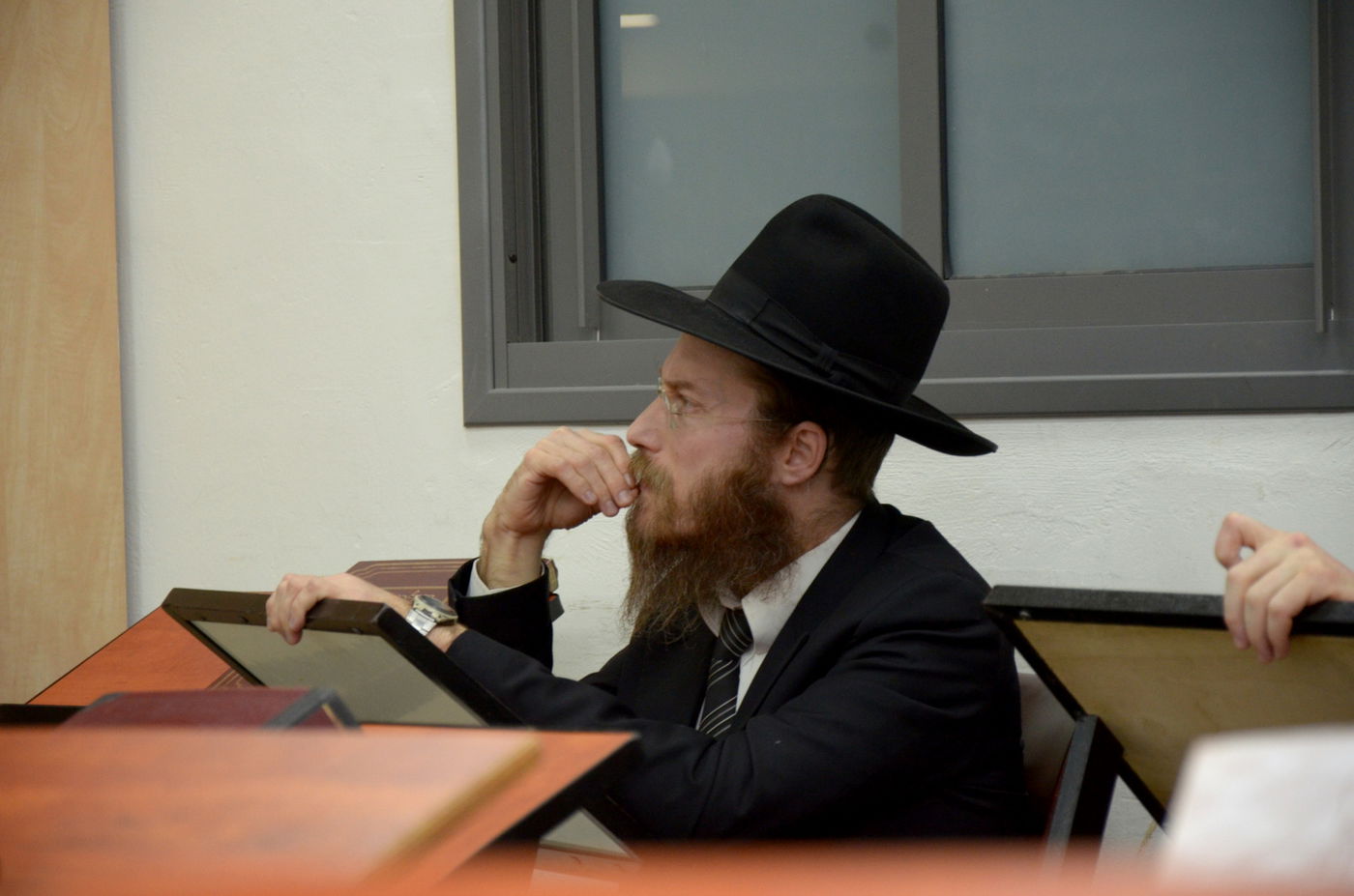 תיעוד: סיום השבעה לרב הקהילה החרדית בעפולה