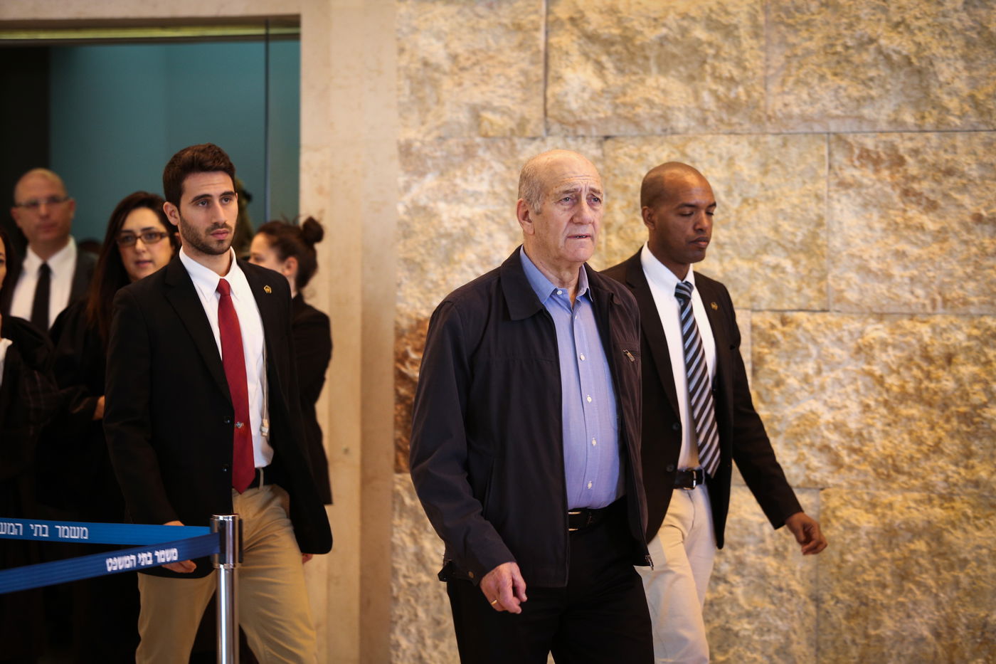 צפו: ההכרעה בפרשת הולילנד בתמונות